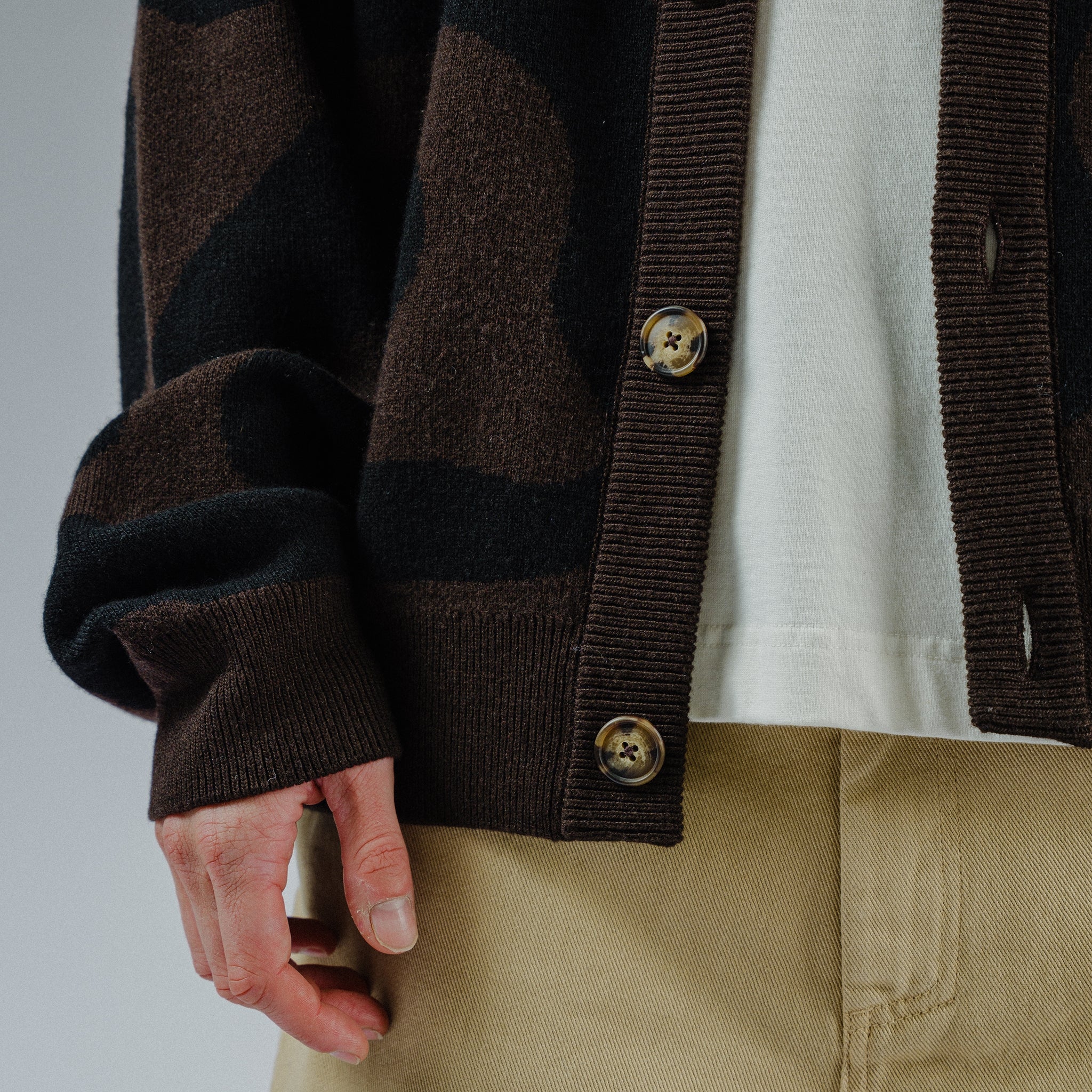 Swirly Cardigan - Image 5